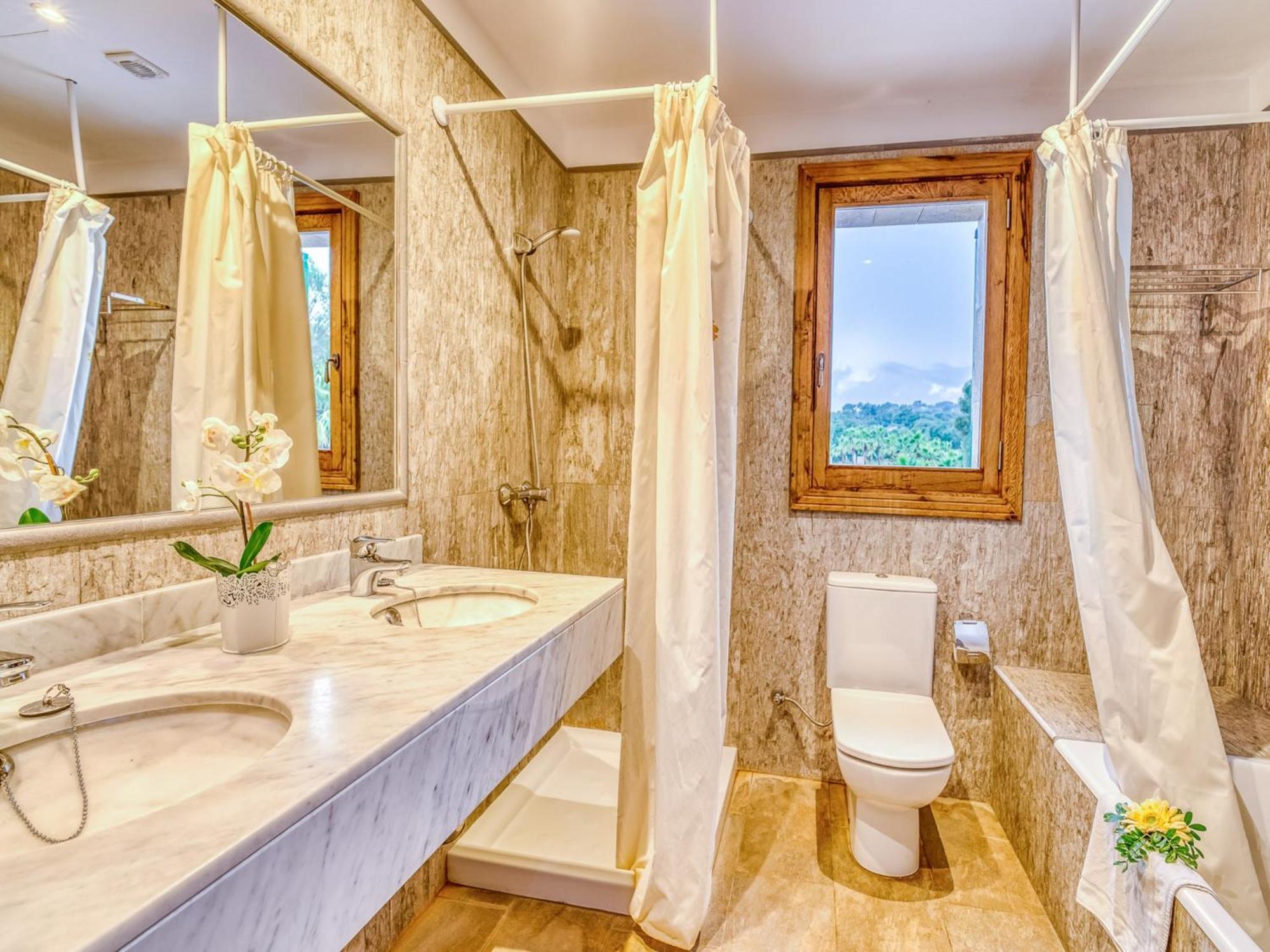 For 12 Guests, Petra Ferienhaus Petra (Mallorca)